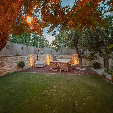 Casa Di Cave Cappadocia Учисар